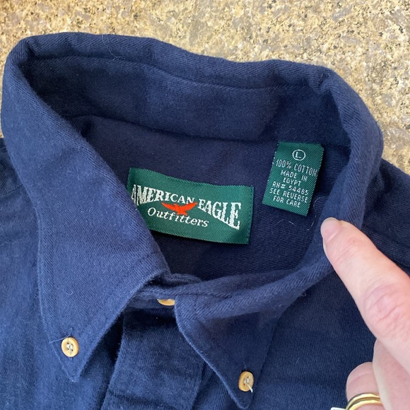 NWOT American Eagle Outfitters Navy Blue Flannel Long Sleeve Button Shirt Large - Picture 3 of 15